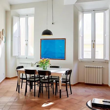 Trasteverehome - Elegant Near Navona Square Apartment Rom