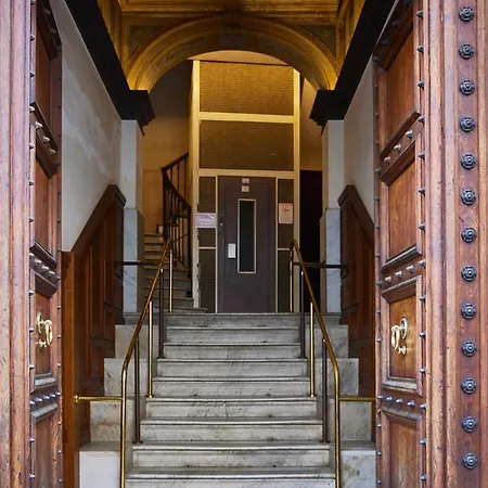 Trasteverehome - Elegant Near Navona Square Διαμέρισμα *